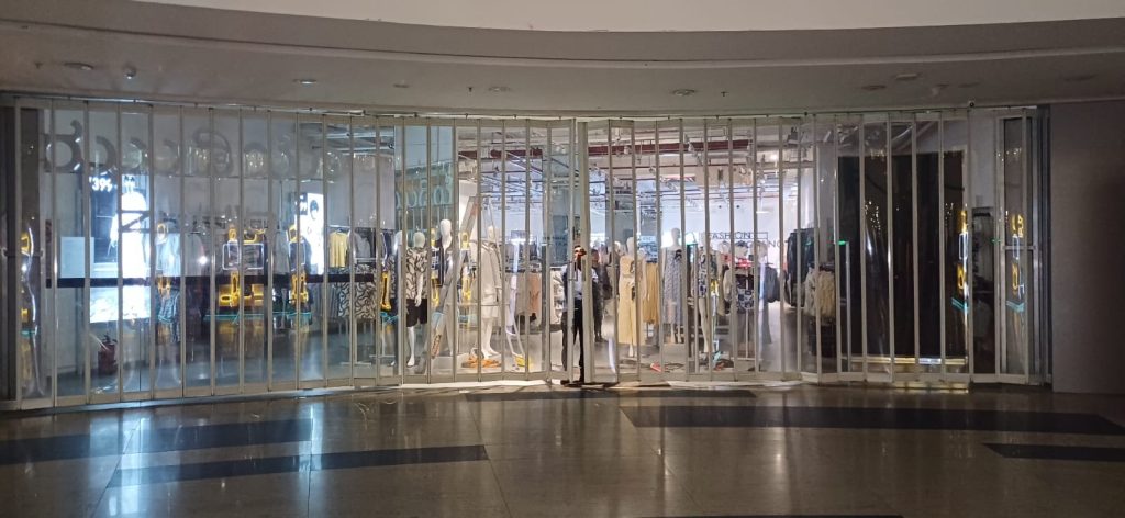 Sliding Folding Polycarbonate